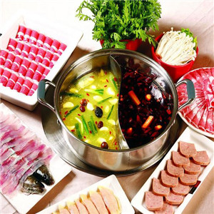 重慶哈兒土火鍋 以匠心產(chǎn)品與貼心服務溫暖每一位食客